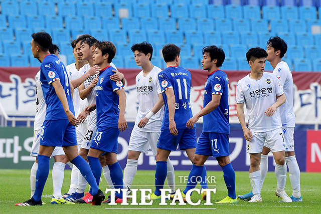 28일(수) 오후 7시에 열리는 2023 하나원큐 대한축구협회(FA)컵 8강 인천유나이티드(홈)-수원삼성(원정)전을 대상으로 하는 프로토 승부식 75회차 ‘한경기구매’ 게임이 마감을 앞두고 있다./더팩트 DB