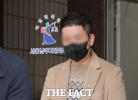  검찰, '빗썸 관계사 주가조작 의혹' 초록뱀미디어 회장 구속영장