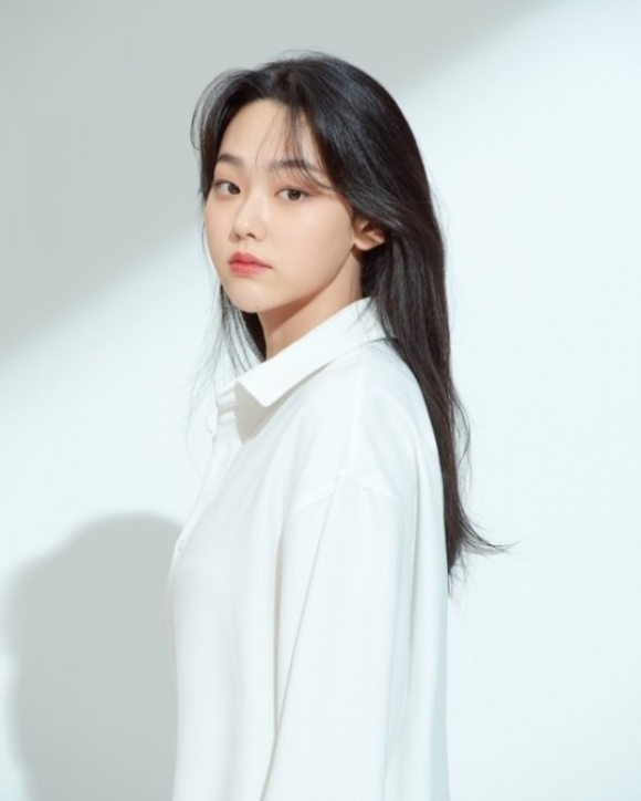 그룹 아이오아이, 구구단 출신 배우 강미나가 젤리피쉬엔터테인먼트와 전속계약을 종료했다. /젤리피쉬엔터테인먼트 제공