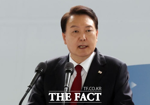 윤석렬 대통령은 2일 통일부는 북한 지원부가 아니다고 밝혔다. /뉴시스