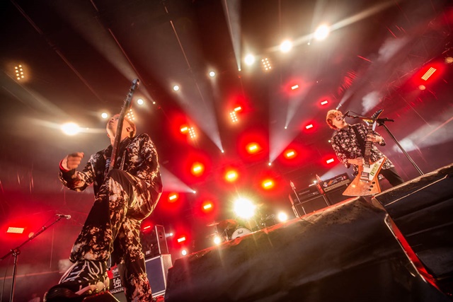 1997년 교토에서 결성된 10-FEET는 2022년 데뷔 25주년을 맞은 일본의 인기 3인조 밴드다. 이들은 현지에서 록, 레게, 힙합, 팝, 보사노바를 혼합해 독자적인 오리지널 장르를 구축했다는 평을 받는다. /샹그릴라엔터테인먼트