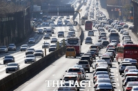  비 예보에 고속도로 교통량 감소 전망…서울방향 오후 4~5시 절정