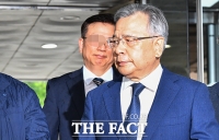  검찰, '50억 클럽 의혹' 박영수 전 특검 딸 비공개 조사