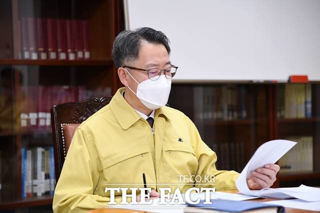 검찰은 김인겸 전 법원행정처 차장을 방문 조사했다./대법원 제공
