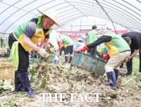  이장우 대전시장, 고향 충남 청양서 수해 복구
