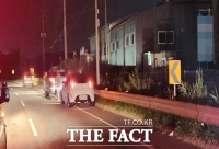  밤길 국도서 자전거 타던 70대, 차량 3대에 치여 숨져