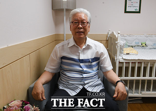 이종락 목사는 위험에 처한 아기를 살리겠다는 생각에 2009년부터 베이비박스를 운영하고 있다. /김세정 기자