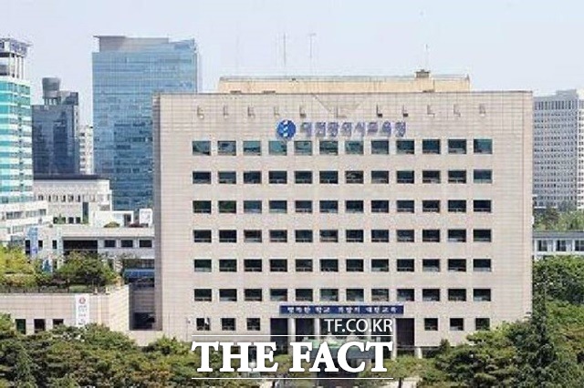 설동호 대전시교육감이 대전형 첨단 정보통신기술(ICT) 활용 교실구축 사업과 교육 정보화 지원사업을 위해 13일부터 17일까지 몽골을 방문한다.