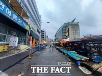  [르포] 오염수 방류 첫날 부산 자갈치 시장 가보니…'우리 생계 어짜노'