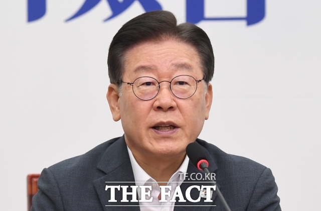 이재명 더불어민주당 대표는 25일 일본의 후쿠시마 원전 오염수 방류와 관련해 일본이 기어이 환경전범의 길을 선택했다며 지금이라도 방류를 중단하길 바란다고 일본 정부에 경고했다. /이새롬 기자
