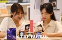  '갤Z플립5·폴드5' 공개 한 달…삼성, '폴더블폰 대중화' 본격 시동