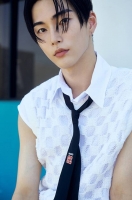  라이즈 승한, 사생활 사진 유출 사과…SM '유출·유포 고소 예정'