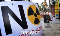  후쿠시마 핵오염수 해양방류 중단... 합장하는 스님들 [TF사진관]