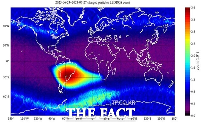 우주방사선 관측기 레오도스가 초기 운영 기간 관측한 전지구 우주방사선 지도. / KAIST