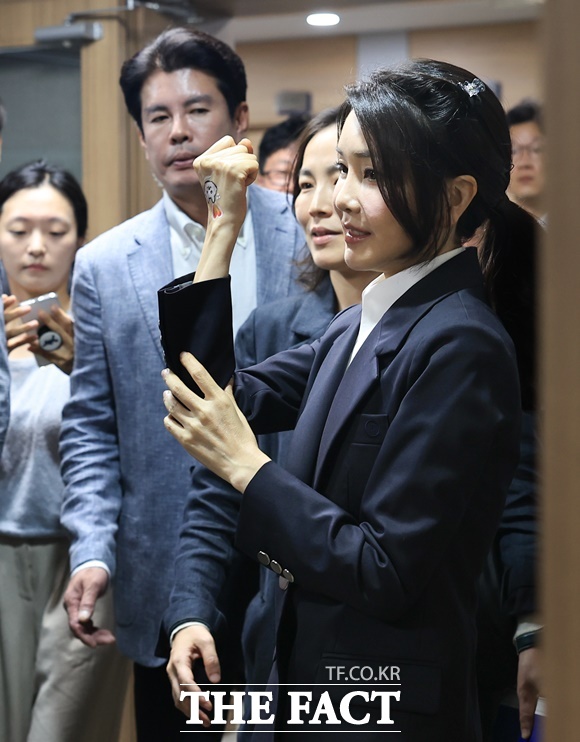 지난달 30일 김건희 여사가 서울 중구 프레스센터에서 열린 개 식용 종식 촉구 기자회견에 참석했을 당시. /대통령실 제공