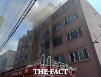  대구 달성군 다세대주택 3층서 불…5명 중·경상