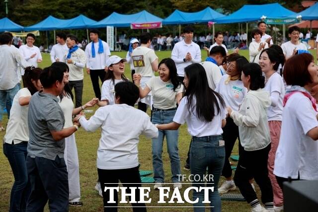 .보성군은 지난 22일 제암산자연휴양림에서 ‘2023 공직자 한마음대회’를 개최해 직원 간 화합과 소통의 장을 가졌다고 25일 밝혔다./보성군