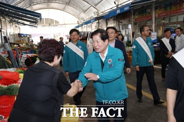 고흥군은 추석을 앞두고 상승하는 물가를 안정시키기 위해 추석 명절 물가안정 관리대책을 추진 중이라고 25일 밝혔다./고흥군