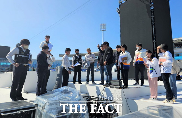 전남도가 오는 13일 목포에서 개막하는 전국체육대회를 앞두고 경기장 최종 안전점검을 실시하고 있다./무안=홍정열 기자