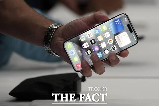 애플의 신제품 아이폰15 시리즈가 13일 국내 시장에 정식 출시된다. /뉴시스