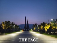  독립기념관 단풍나무길 36년만에 야간 개장