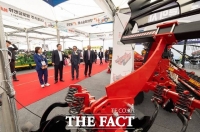  '익산농업기계박람회' 개막…194개 업체 참가