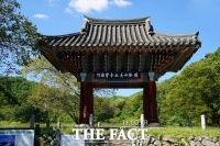  함양 용추사 일주문, 첫 국가지정문화재 보물 건축물 탄생