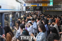  서울 지하철 노사 '평행선'…다음주 파업 여부 결판