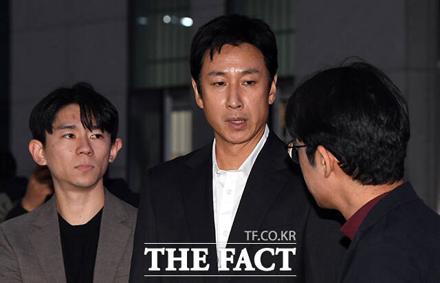 마약 투약 혐의로 입건된 배우 이선균(48)씨의 모발에서 마약 성분이 검출되지 않은 것으로 확인됐다. /임영무 기자