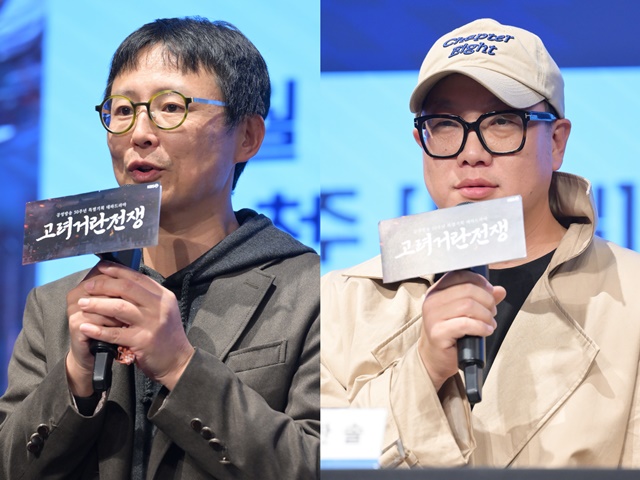 KBS 전우성 감독(왼쪽)과 김한솔 감독이 고려 거란 전쟁에 대해 다양한 이야기를 나누고 있다. /KBS