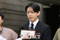  '마약 혐의' 유아인 첫 재판, 하루 앞두고 12월로 연기