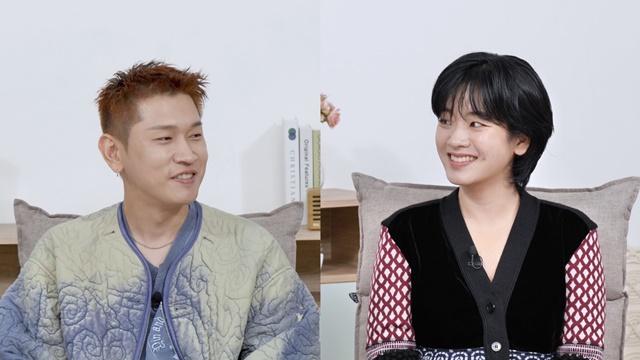 가수 크러쉬(왼쪽)와 배우 이주영이 옥탑방의 문제아들에 출연해 화려한 인맥을 언급한다. /KBS 2TV
