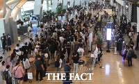  환율·유가 하락에도 대형항공사 '신중 모드'…불확실성 '여전'