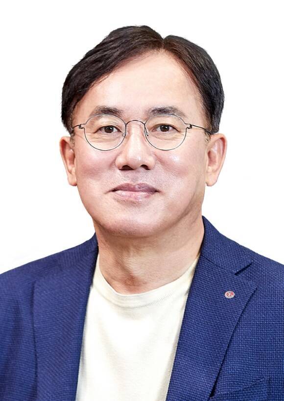 LG디스플레이 신임 최고경영자(CEO)에 정철동 LG이노텍 사장이 선임됐다. /LG디스플레이