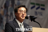  김동연 '붕어빵 틀 바꿔야' 민주당 지도부 겨냥?