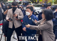  'SG발 주가 폭락 사태' 라덕연 구속 연장…보석은 기각
