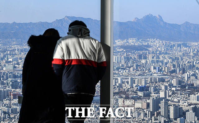서울 빌라 월세 거래량이 역대 최대치를 기록했다. 올해 1~10월 월세 계약이 5만 건을 넘어섰다. /이동률 기자