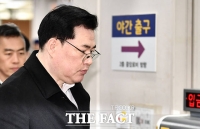  '대장동 핵심' 유동규 차량 고속도로 사고...병원 진료 후 귀가