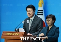  '친윤 핵심' 장제원, 불출마 선언…'윤석열 정부 성공이 가장 중요'