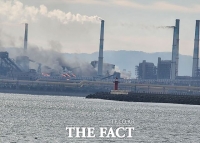  포스코 포항제철소 불…3시간여 동안 공장 가동 중단(영상)