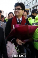  [속보] 한동훈, 이준석 만남 질문에 '우리 당은 자유민주주의 정당