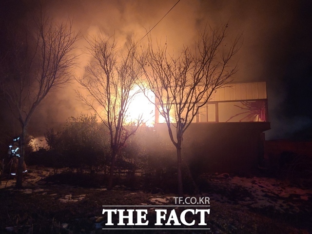 화순군 이서면 목조주택에서 화재가 발생했다./화순소방서 제공