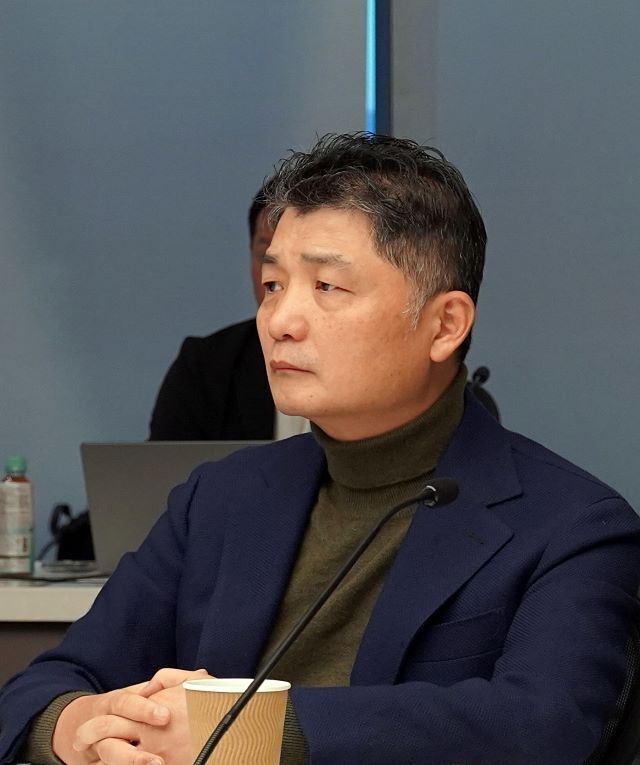 김범수 카카오 창업자와 정신아 카카오 대표 내정자가 그룹 컨트롤타워 조직인 CA협의체 의장으로 합류한다. /카카오