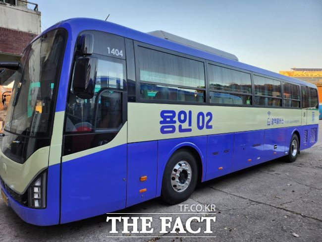 용인시가 유림동에서 서울 양재역 구간을 운행하는 광역콜버스./용인시