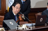  정부 '쌍특검법' 국회 재논의 요구 안건 의결 [포토]