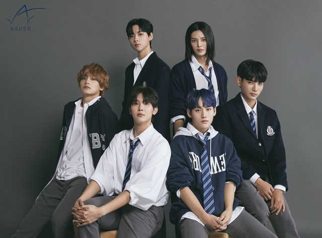 그룹 웨이커가 8일 첫 번째 미니앨범 Mission of School을 발매하고 정식 데뷔했다. /하울링엔터테인먼트