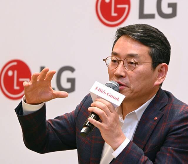  'M&A에 2조 푼다'…LG전자 CEO 발언에 로봇주 '들썩'