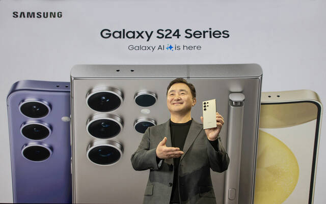 노태문 삼성전자 MX사업부장 노태문 사장이 17일(현지시간) 미국 새너제이에 위치한 SAP센터에서 개최된 갤럭시 언팩 2024(Galaxy Unpacked 2024) 행사에서 갤럭시 S24 시리즈를 공개하고 있다. /삼성전자
