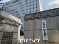  검찰, '바람픽쳐스 고가인수 의혹' 카카오엔터 김성수 조사