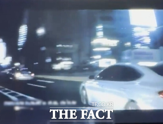 상습적으로 사고를 일으켜 보험금을 편취한 일당이 경찰에 붙잡혔다. 사고 차량의 블랙박스 영상 캡처 / 대전경찰청